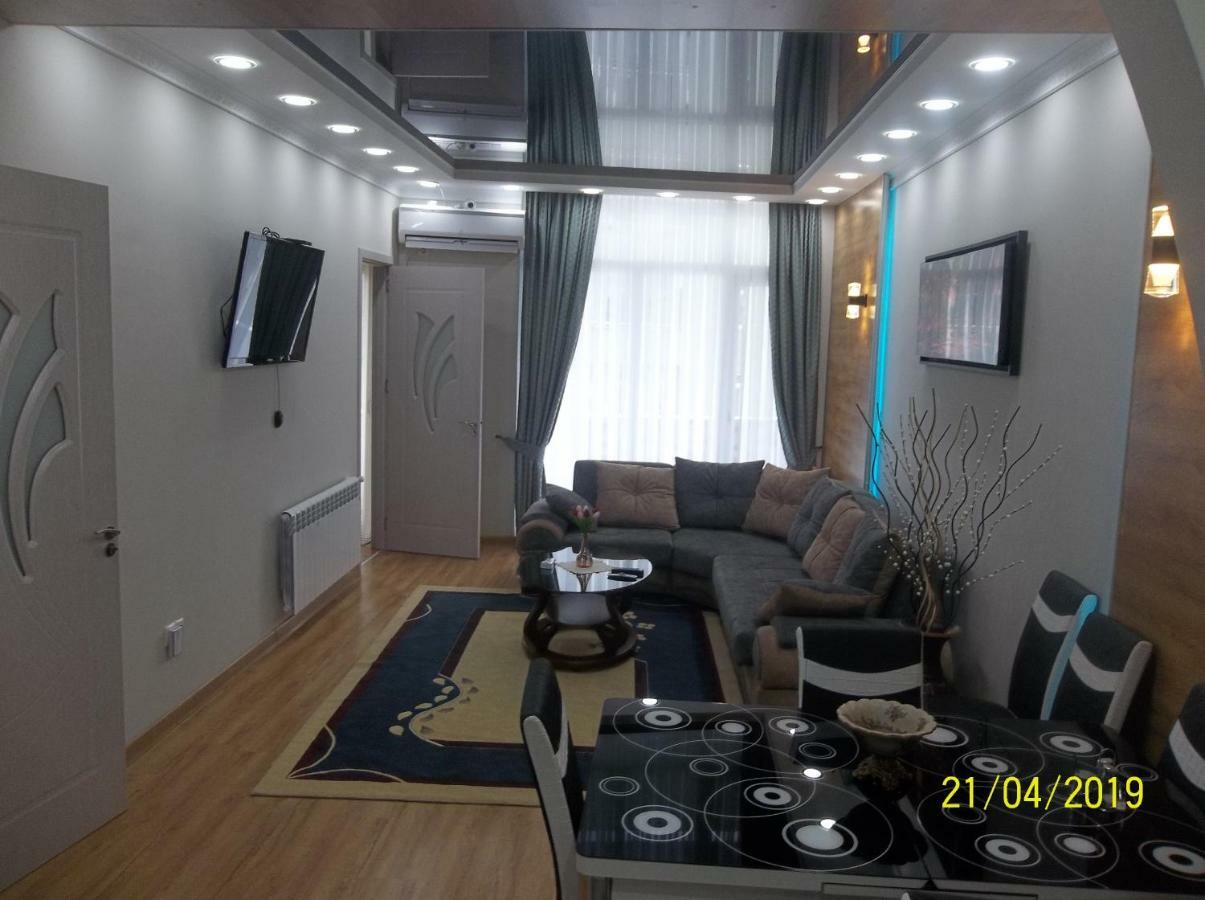 Мате Apartment Batumi Exterior foto